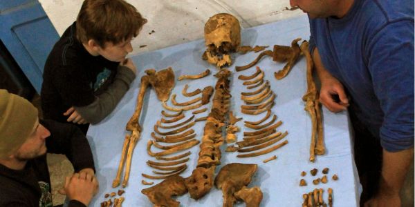 علماء لقاو سكوليت ديال راجل مات فتسونامي هادي 3600 عام