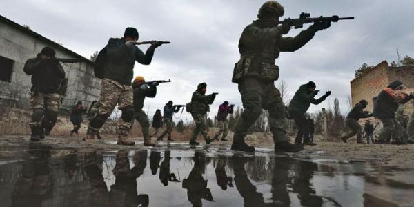 روسيا وأوكرانيا.. أمين عام الناتو: الحرب تقدر تدوم تستمر سينين