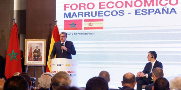 رئيس الوزراء الإسباني يصل إلى المغرب لتكريس “شراكة استراتيجية”