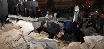 فاجعة فتركيا.. زلزال بقوة 7,4 درجات قتل 284 واحد وتصاب كثر من 2300 في هاد البلايص