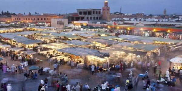 الكاف: مدينة مراكش المذهلة غتستاضف حفل واعر لجوائز 2023 وها فين ومعاش