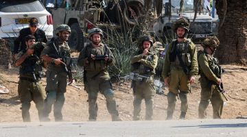 إسرائيل علنات مقتل قائد عسكري كبير وكتقول ان حماس كتحتجز الجثة ديالو